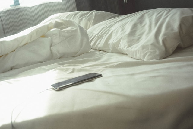 Going to bed with your smartphone